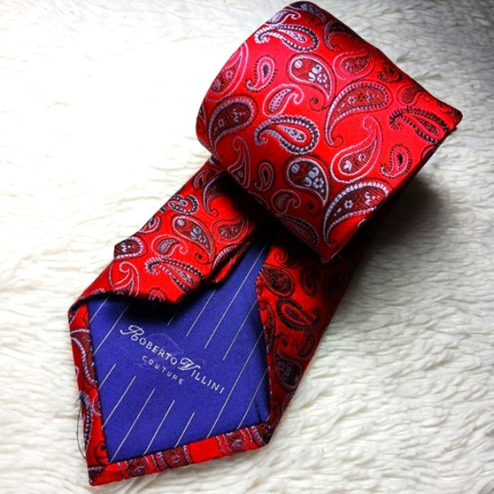 Roberto Villini Couture Tie. Silk. Made in Italy. Red Print.